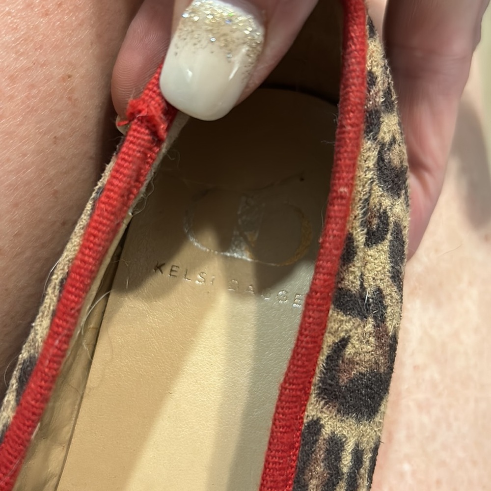 Kelsi Dagger Leopard Print Flats with Red Trim Runs small - Picture 11 of 14